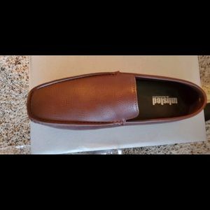 NEW Men’s Brown Loafers